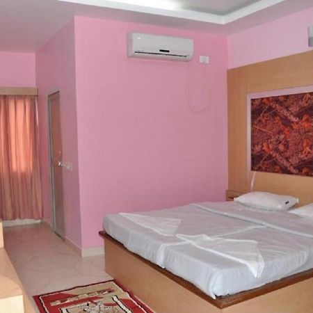 Hotel Barbareek Shillong Extérieur photo