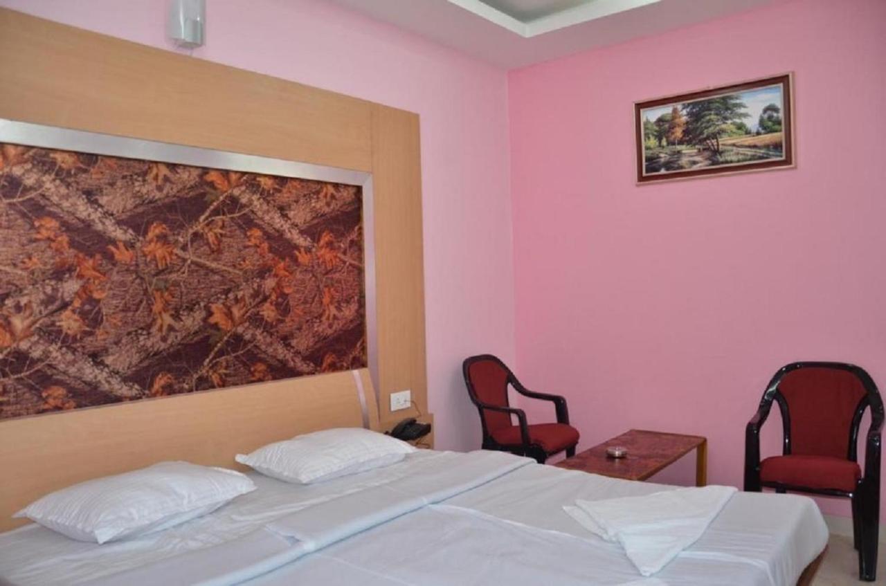 Hotel Barbareek Shillong Extérieur photo