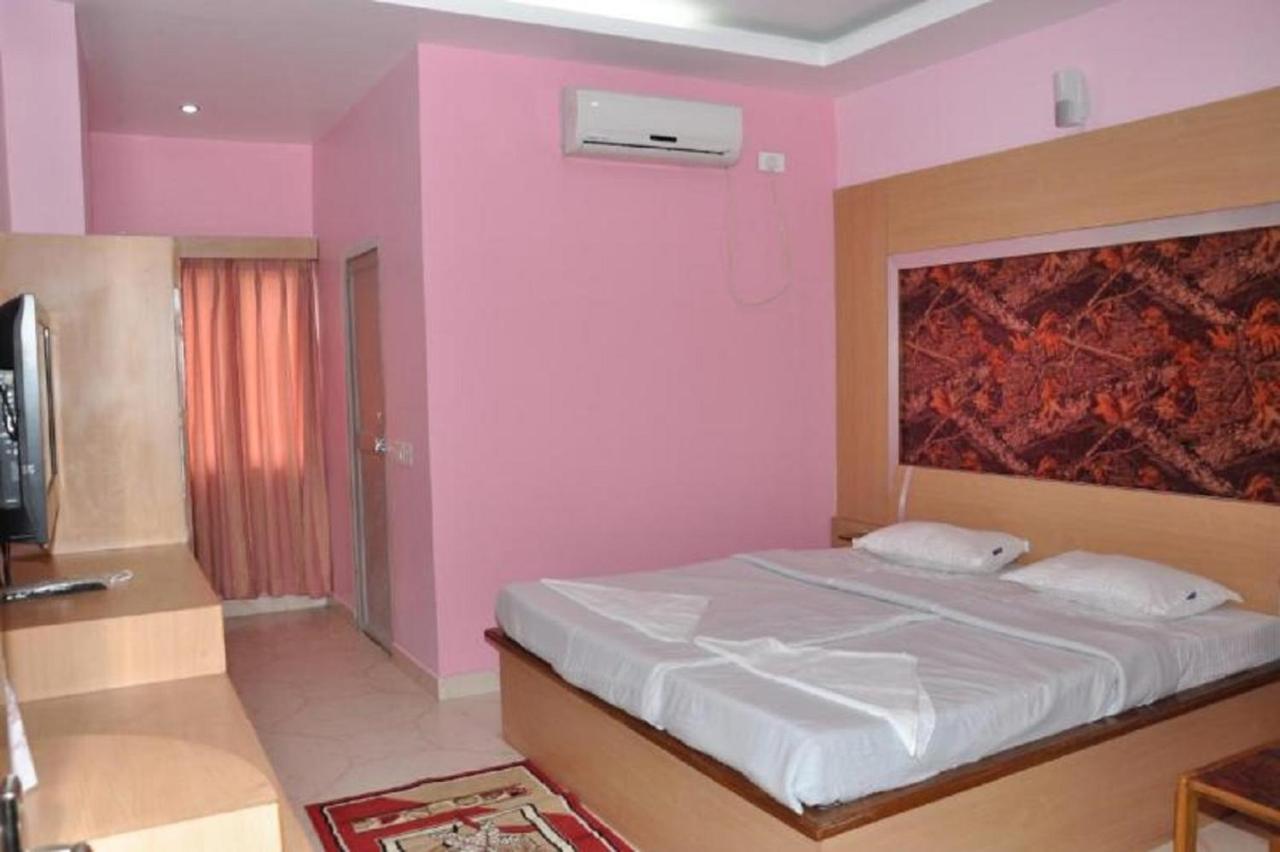 Hotel Barbareek Shillong Extérieur photo