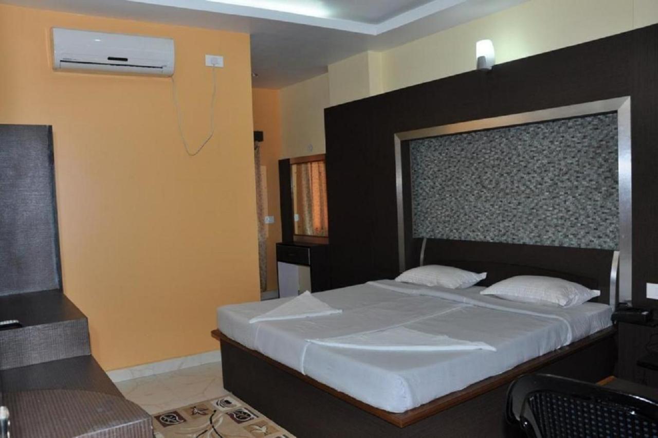 Hotel Barbareek Shillong Extérieur photo